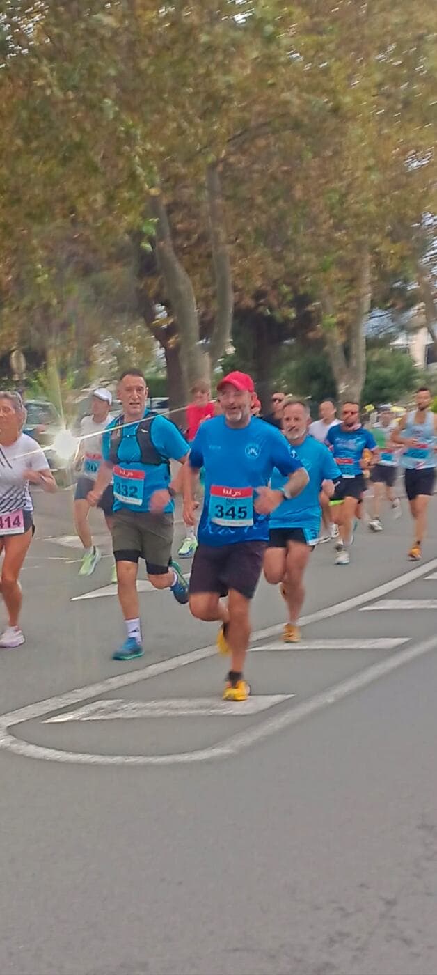 Coureurs du Narbo Nordik Club et d'autres participants sur le parcours du 10 km, photo 1 sur 21