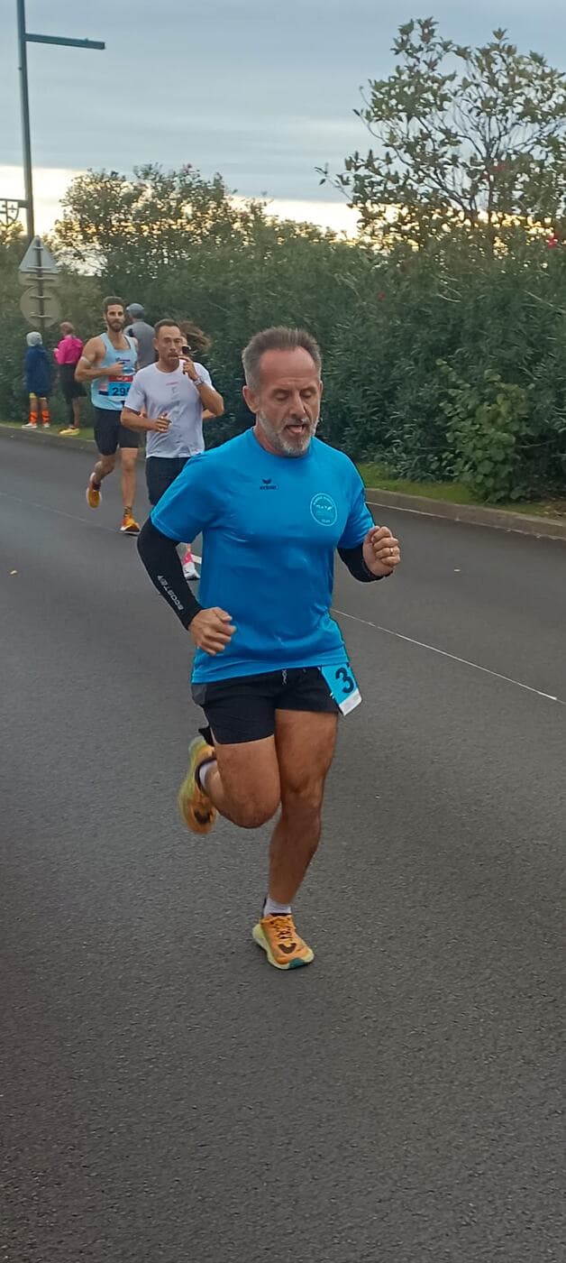 Coureurs du Narbo Nordik Club et d'autres participants sur le parcours du 10 km, photo 11 sur 21