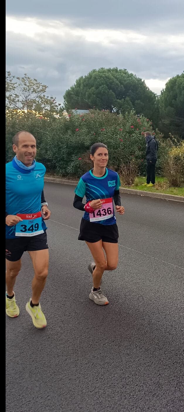 Coureurs du Narbo Nordik Club et d'autres participants sur le parcours du 10 km, photo 17 sur 21