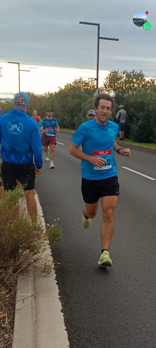 Coureurs du Narbo Nordik Club et d'autres participants sur le parcours du 10 km, photo 18 sur 21