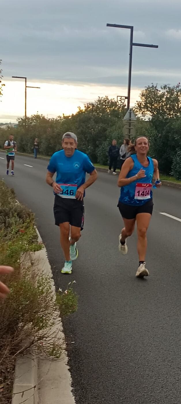 Coureurs du Narbo Nordik Club et d'autres participants sur le parcours du 10 km, photo 19 sur 21