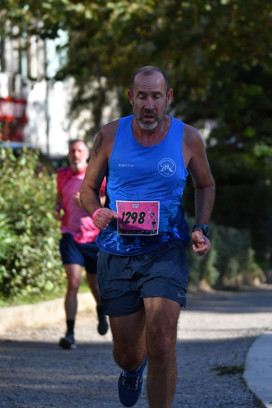 Sylvain Gatti, dossard 1298, sur le 11 km le long du canal